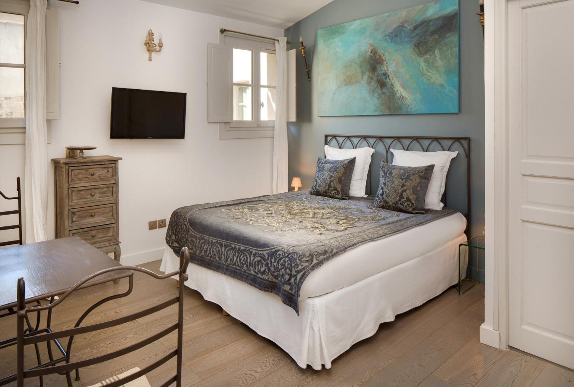 La Maison Des Augustins 4 Stars Spa Et Fitness Avignon Quarto foto